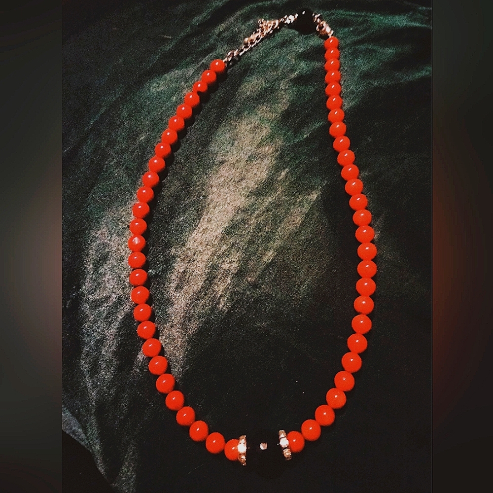 Coral Color Beads with Onyx Accent and Onyx Magnet Necklace